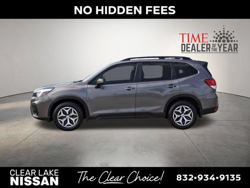 Used 2020 Subaru Forester Premium AWD/4WD image 4