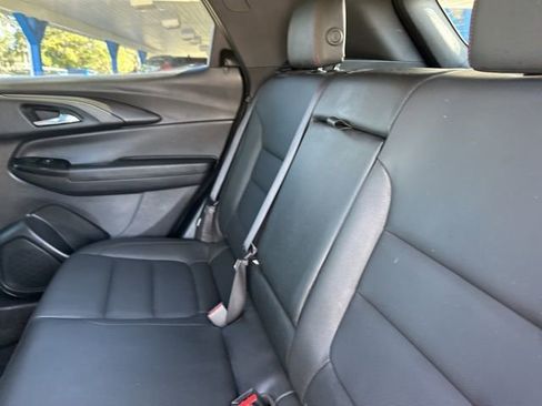 Used 2024 Chevrolet TrailBlazer RS image 31
