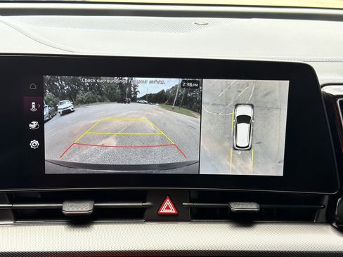 Used 2024 Kia Sportage SX FWD image 7