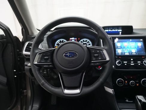 Used 2023 Subaru Forester Limited AWD/4WD image 4