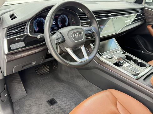 Used 2022 Audi Q8 Premium Plus AWD/4WD image 4
