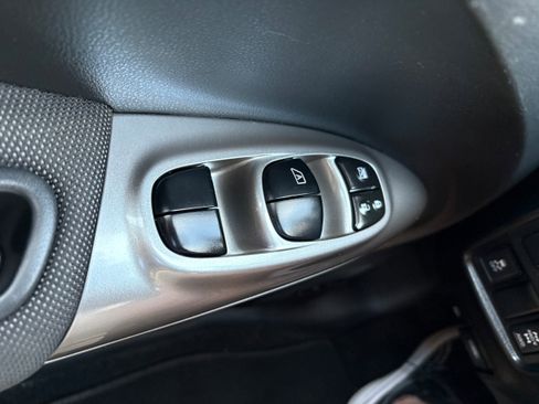 Used 2013 Nissan Juke SL image 33