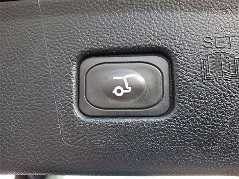 Certified 2022 Ford Edge SEL w/ Convenience Package image 27