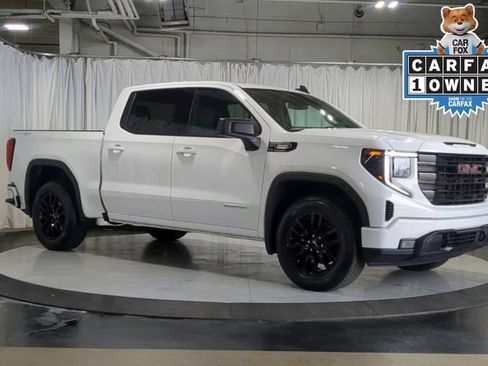 Used 2026 GMC Sierra 1500 Elevation AWD/4WD image 2