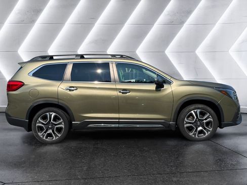 Used 2023 Subaru Ascent Touring AWD/4WD image 7