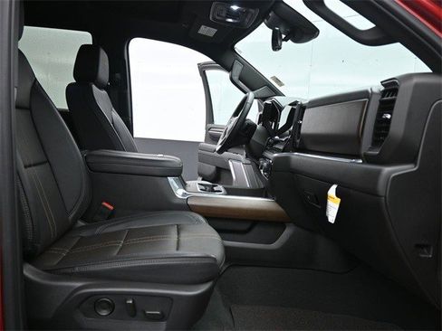 Certified 2025 Chevrolet Silverado 3500 High Country w/ High Country Premium Package image 24