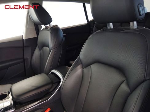 Used 2019 Audi Q8 Prestige image 28