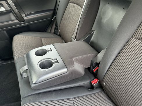 Used 2024 Toyota 4Runner TRD Off-Road image 38