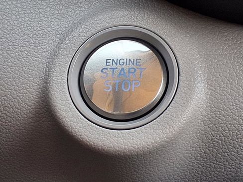 New 2026 Hyundai Venue SEL image 7