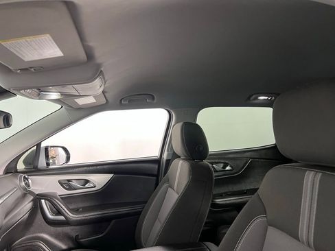 Used 2025 Chevrolet Blazer LT image 24