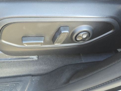 Used 2023 Jeep Grand Cherokee L Limited image 12