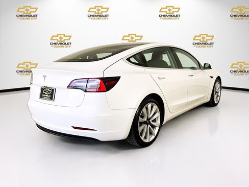 Used 2020 Tesla Model 3 Standard Range Plus RWD image 8