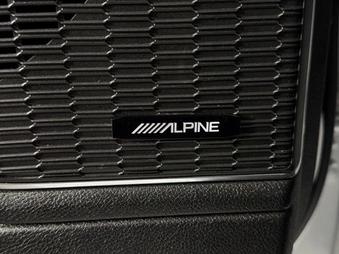 Used 2023 Jeep Grand Cherokee L Summit w/ Advanced Protech Group IV image 18