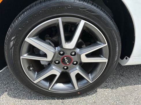 Certified 2022 Kia Soul GT-Line FWD image 8