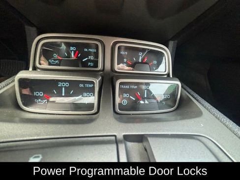 Used 2010 Chevrolet Camaro SS w/ LPO, Ground Effects Package RWD image 15