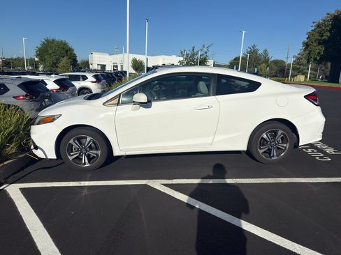 Used 2015 Honda Civic EX image 2