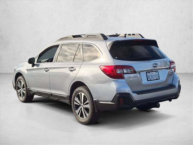 Used 2018 Subaru Outback 3.6R Limited AWD/4WD image 7