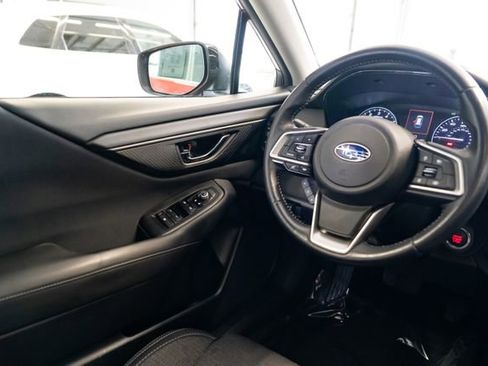 Used 2022 Subaru Outback Premium AWD/4WD image 11