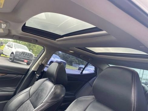 Used 2018 Nissan Maxima Platinum FWD image 15