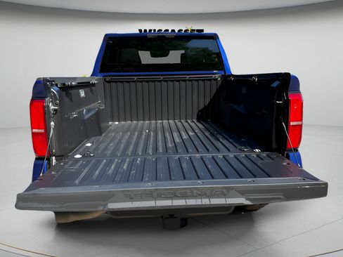 Used 2024 Toyota Tacoma TRD Off-Road AWD/4WD image 13
