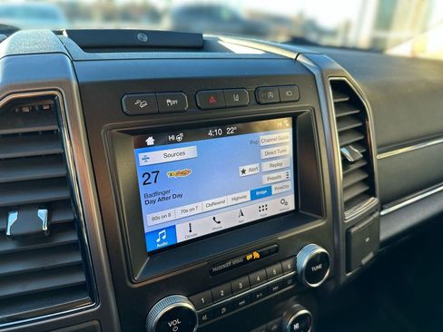 Used 2019 Ford Expedition Platinum image 12