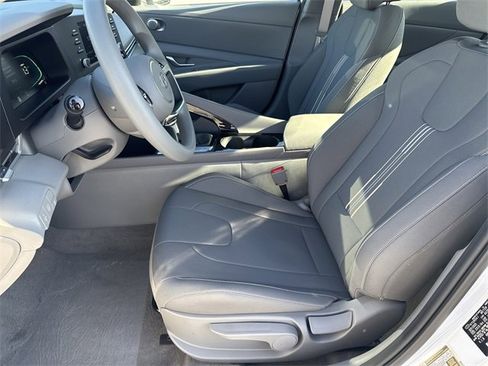 New 2026 Hyundai Elantra Blue image 9