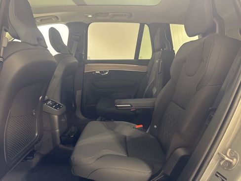 New 2026 Volvo XC90 T8 Plus w/ Protection Package Premier AWD/4WD image 22