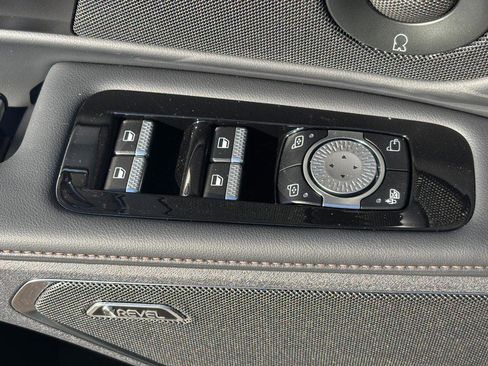 New 2026 Lincoln Nautilus Reserve w/ Jet Appearance Package image 17