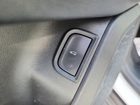 Certified 2025 Chevrolet Equinox ACTIV w/ Safety and Technology Package image 14