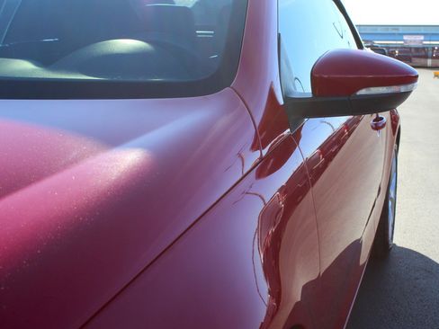 Used 2013 Volkswagen Eos Komfort image 11