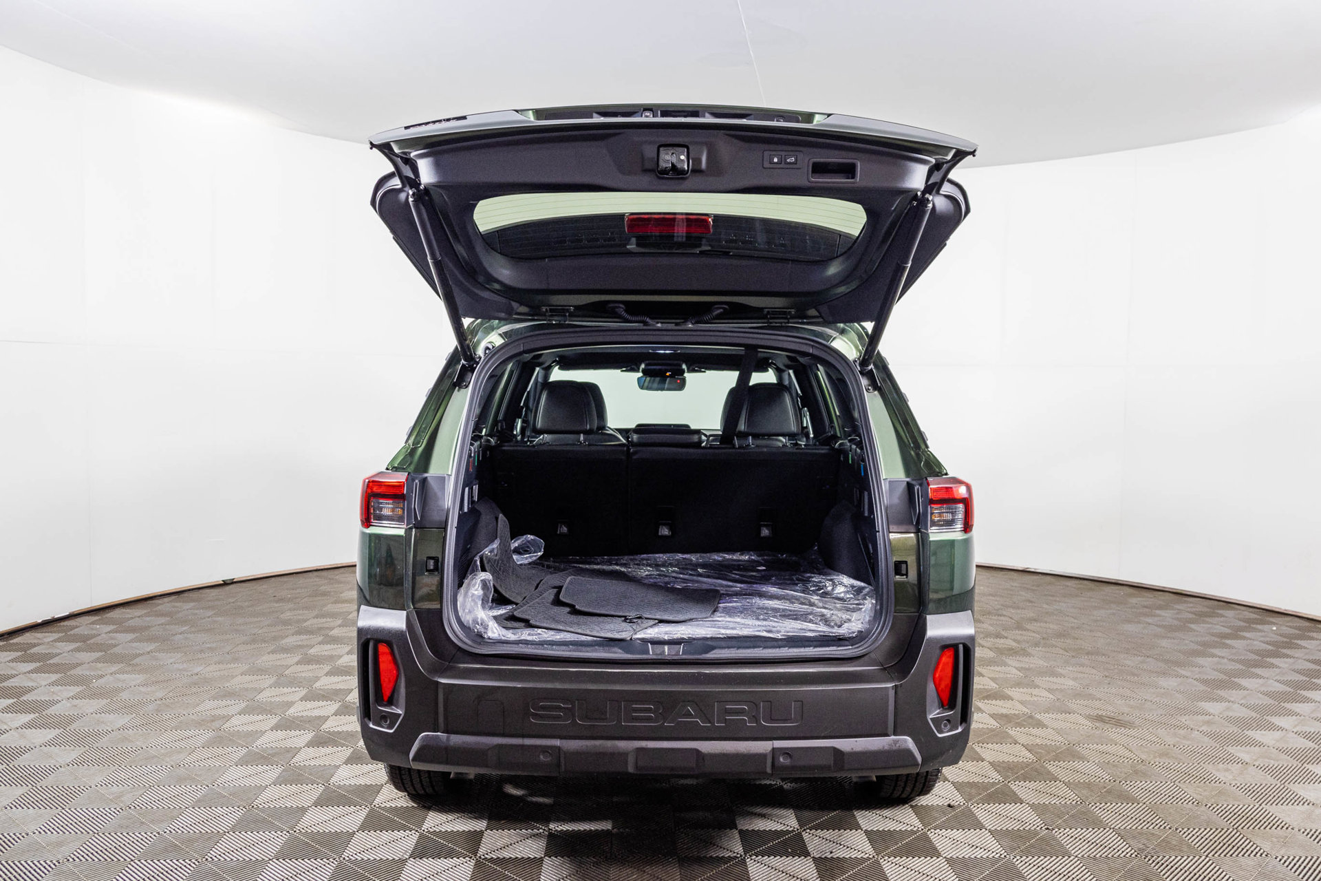 Used 2026 Subaru Outback Limited XT AWD/4WD image 43