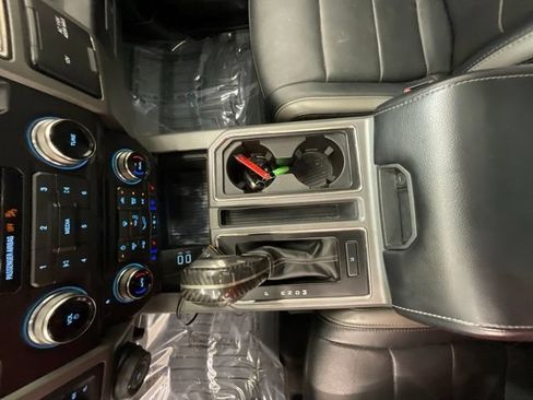 Used 2018 Ford F150 Raptor w/ Equipment Group 802A Luxury AWD/4WD image 21