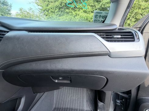 Used 2020 Chevrolet Tahoe LT RWD image 22