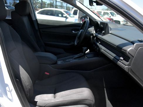 Used 2023 Honda Accord EX image 41