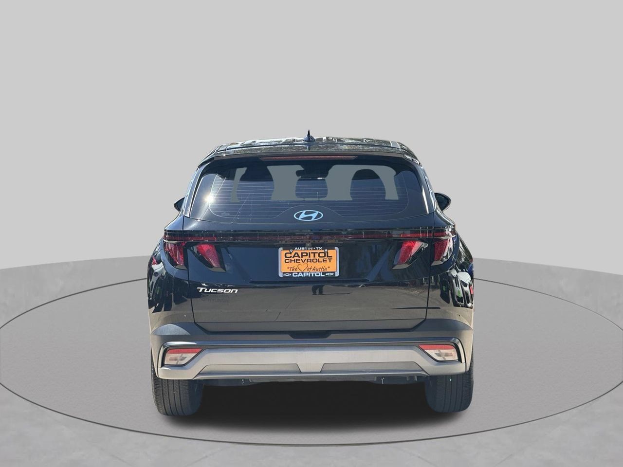 Used 2025 Hyundai Tucson SE FWD image 4