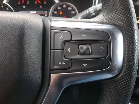 Used 2025 Chevrolet Blazer LT w/ Convenience Package image 23