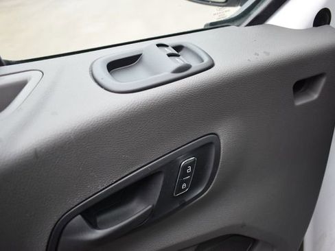 Used 2024 Ford Transit 350 XLT RWD image 12