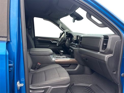 Used 2023 Chevrolet Silverado 1500 RST w/ Z71 Off-Road Package image 15