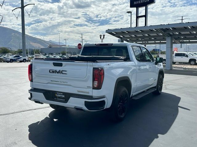 Used 2022 GMC Sierra 1500 Elevation w/ Elevation Premium Package AWD/4WD image 6