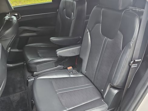 Used 2025 Kia Sorento X-Line EX AWD/4WD image 15