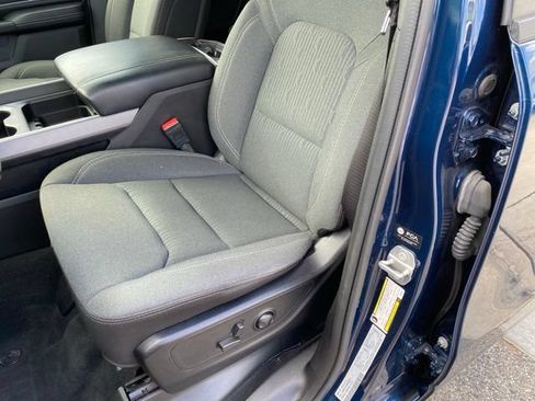 Used 2022 RAM 1500 Big Horn AWD/4WD image 17