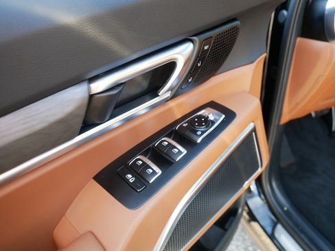 Certified 2025 Kia Telluride SX Prestige X-Line AWD/4WD image 19