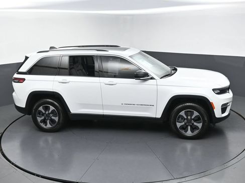 Used 2022 Jeep Grand Cherokee Limited 4xe AWD/4WD image 43