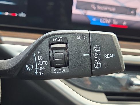 Used 2025 BMW X5 xDrive40i AWD/4WD image 22