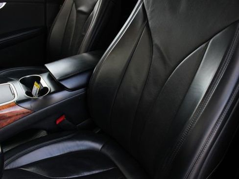 Used 2018 Lincoln MKX Reserve w/ Lincoln MKX Climate Package image 6