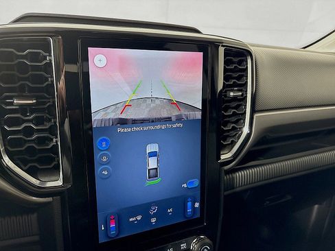 Used 2024 Ford Ranger XLT image 16