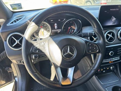 Used 2018 Mercedes-Benz CLA 250 image 22