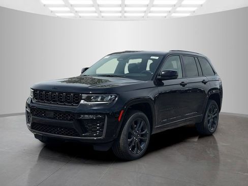 New 2026 Jeep Grand Cherokee Limited AWD/4WD image 3