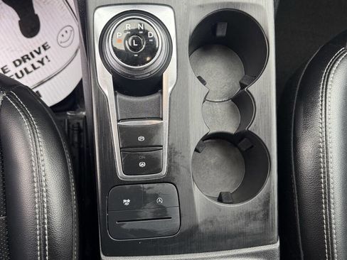 Used 2022 Ford Escape SEL image 13