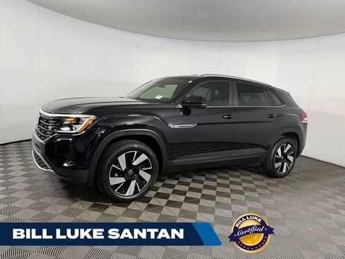 Used 2025 Volkswagen Atlas Cross Sport SE FWD image 1